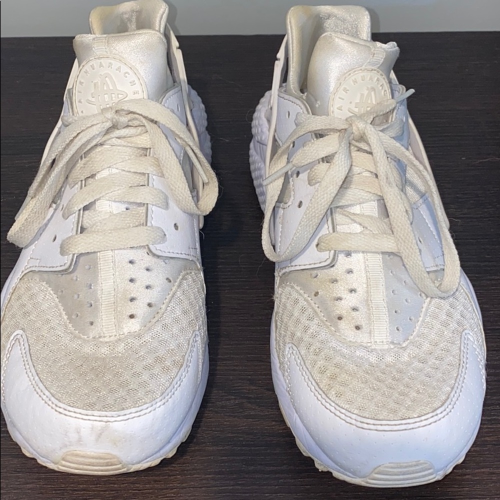NIKE Air Huarache